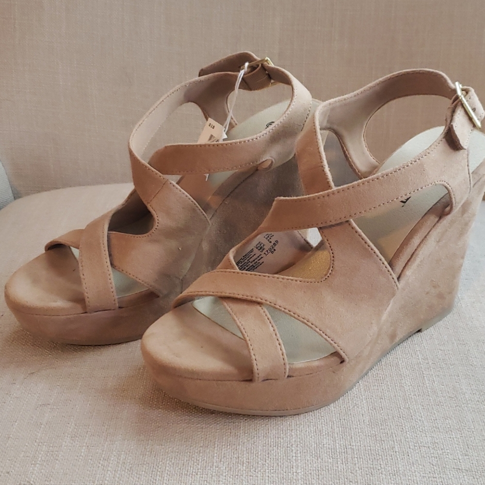Brash wedge sandals
